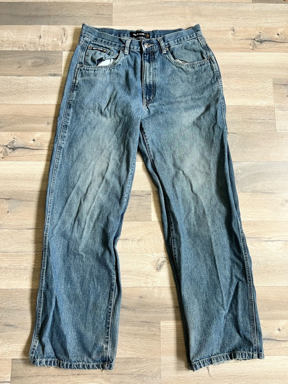 Men's Relaxed Fit Jeans in Washed Blue